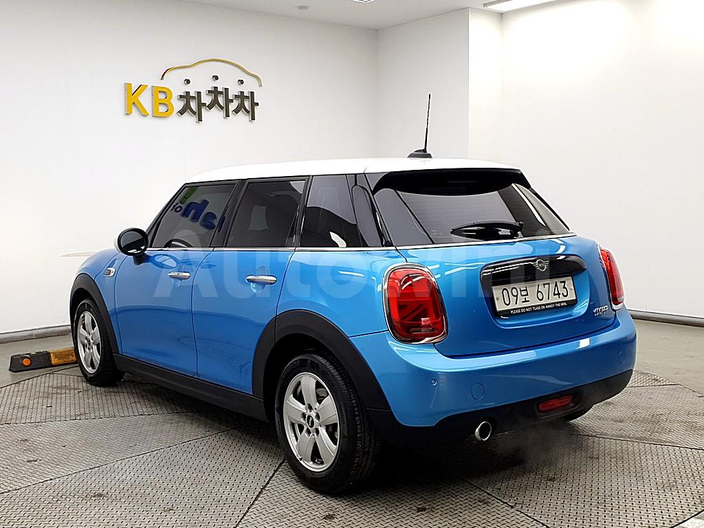 WMWXU1105K2H34311 2019 MINI COOPER 1.5 5-DOOR FINE LEATHEREDITION-3