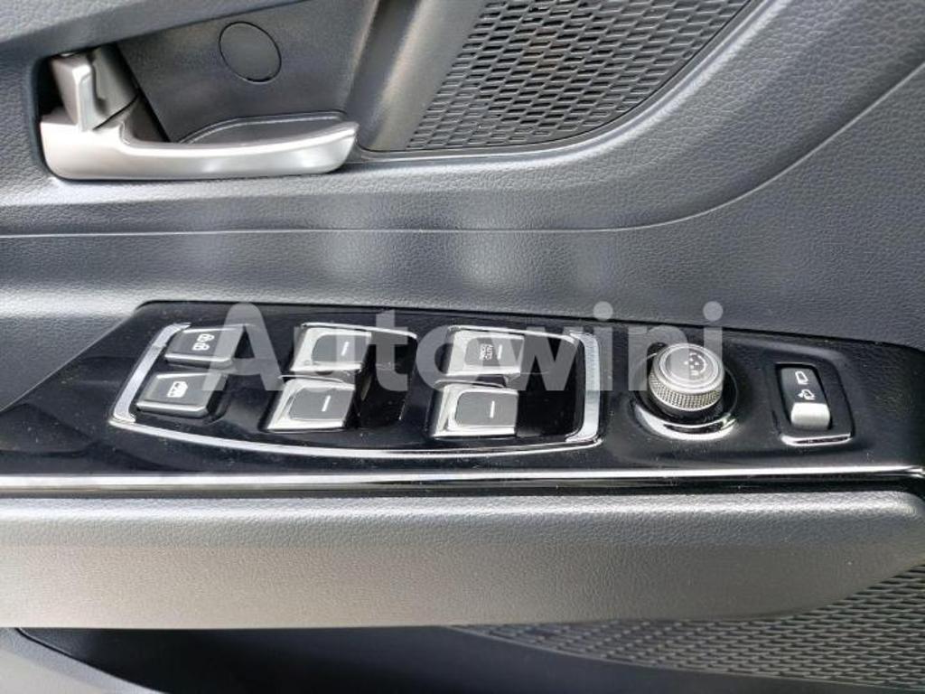 2019 SSANGYONG  STYLE KORANDO C 2WD PRESTIGE NIVE CAMR SMART K - 32
