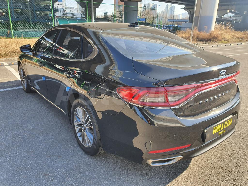2019 HYUNDAI GRANDEUR IG AZERA PREMI *REAL.MIL+1 PAINT+NO.AC* - 7