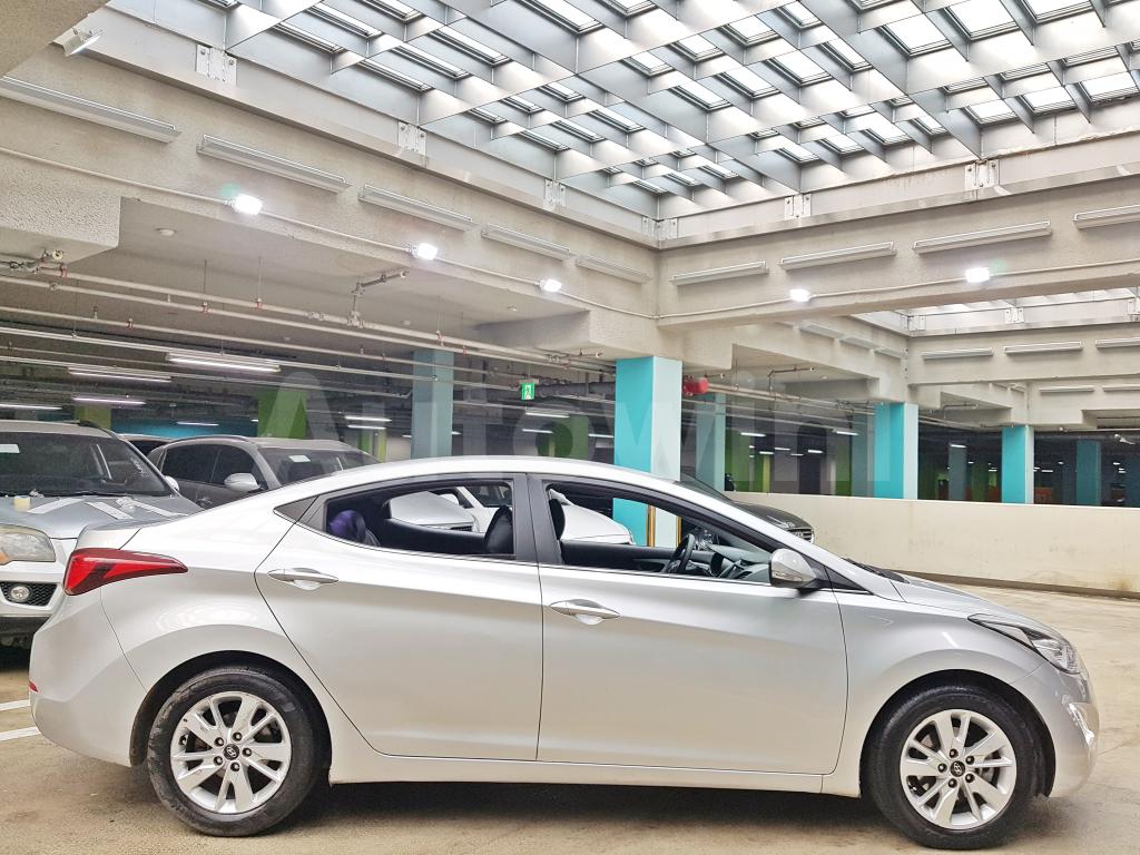 2015 HYUNDAI  AVANTE ELANTRA LPG(17R+ANDROID+LEATHER) - 9