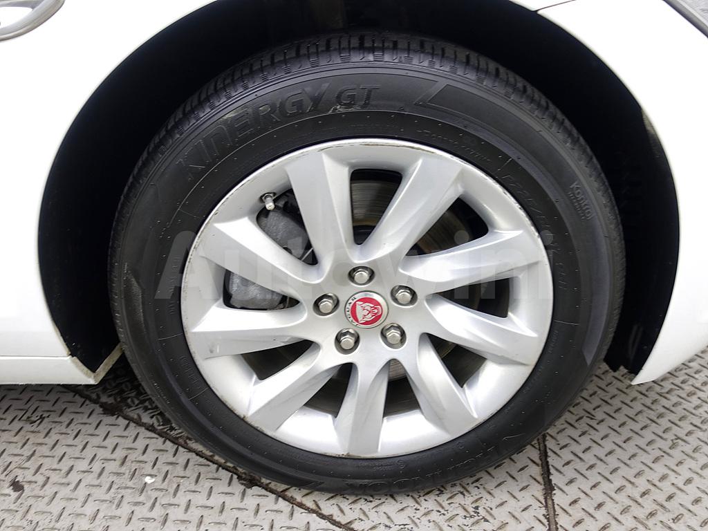 2017 JAGUAR XF 2.0D PRESTIGE X260 - 20