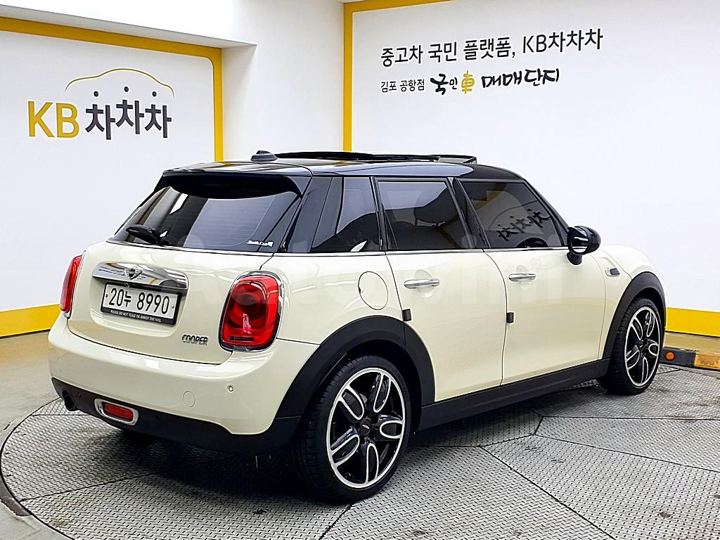 2015 MINI COOPER 1.5 5 DOOR HIGH 3RD GEN - 3