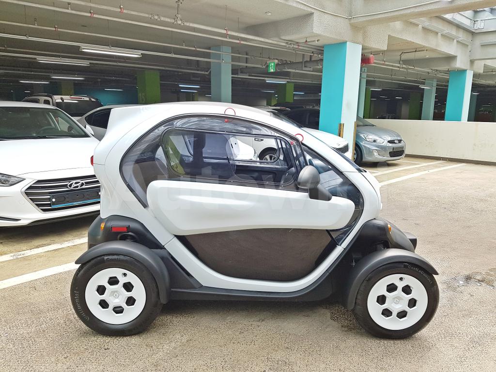 2020 RENAULT SAMSUNG TWIZY ELECTRIC(NEW(200K)NOACCIDENT - 9