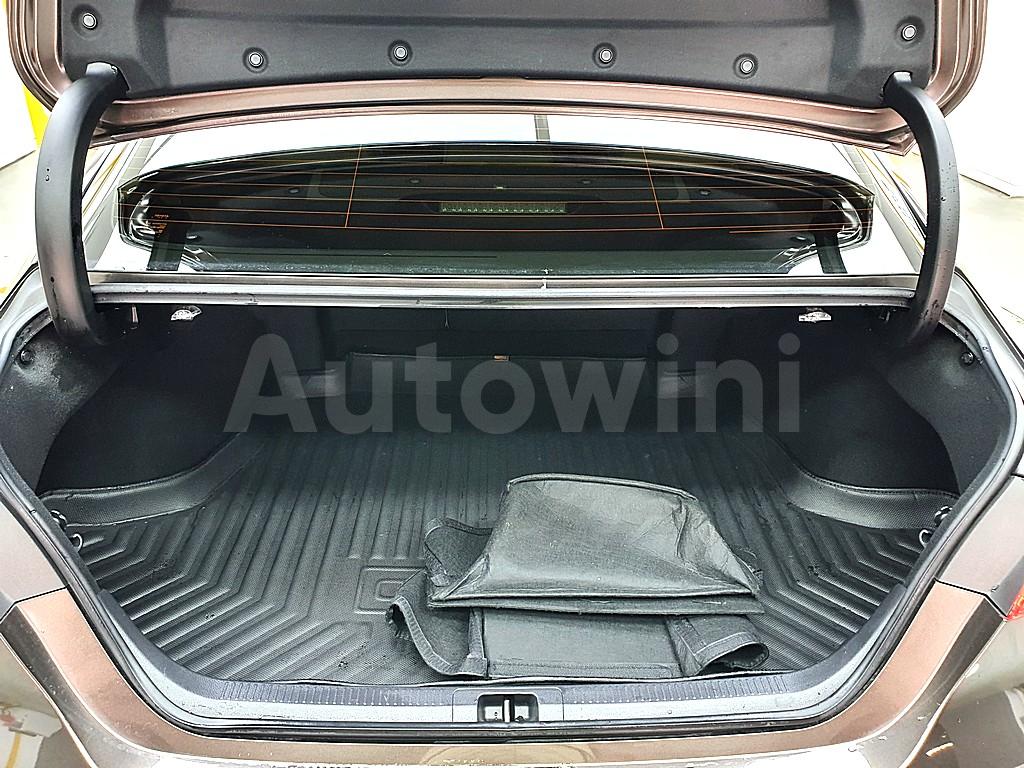 2019 TOYOTA  CAMRY 2.5 - 17