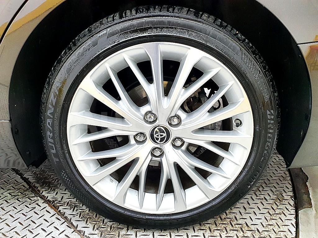 2019 TOYOTA  CAMRY 2.5 - 18
