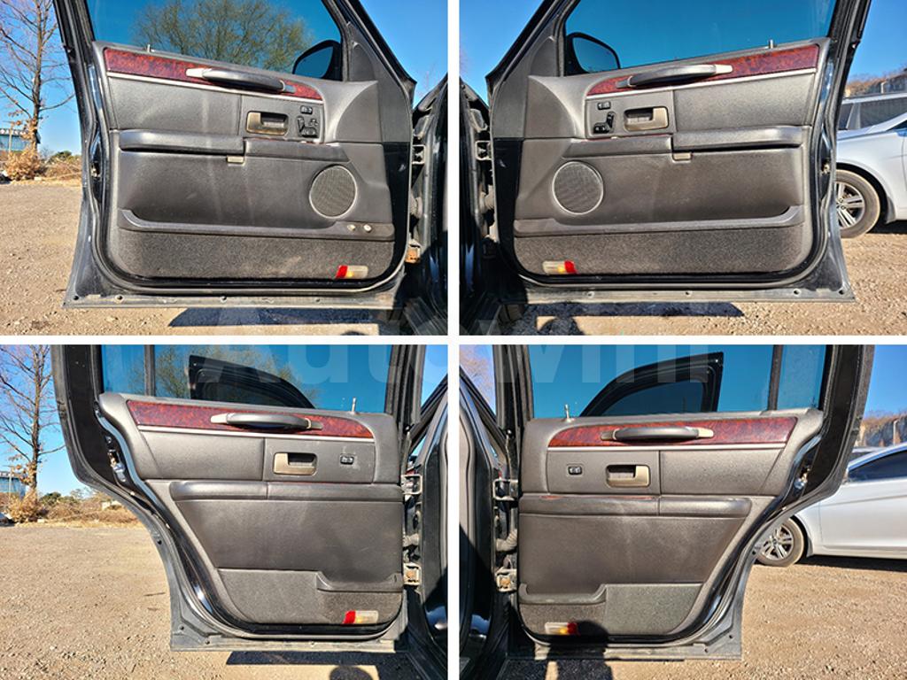 2010 LINCOLN TOWN CAR FUNERAL COACH ABS/VDC AT - 37