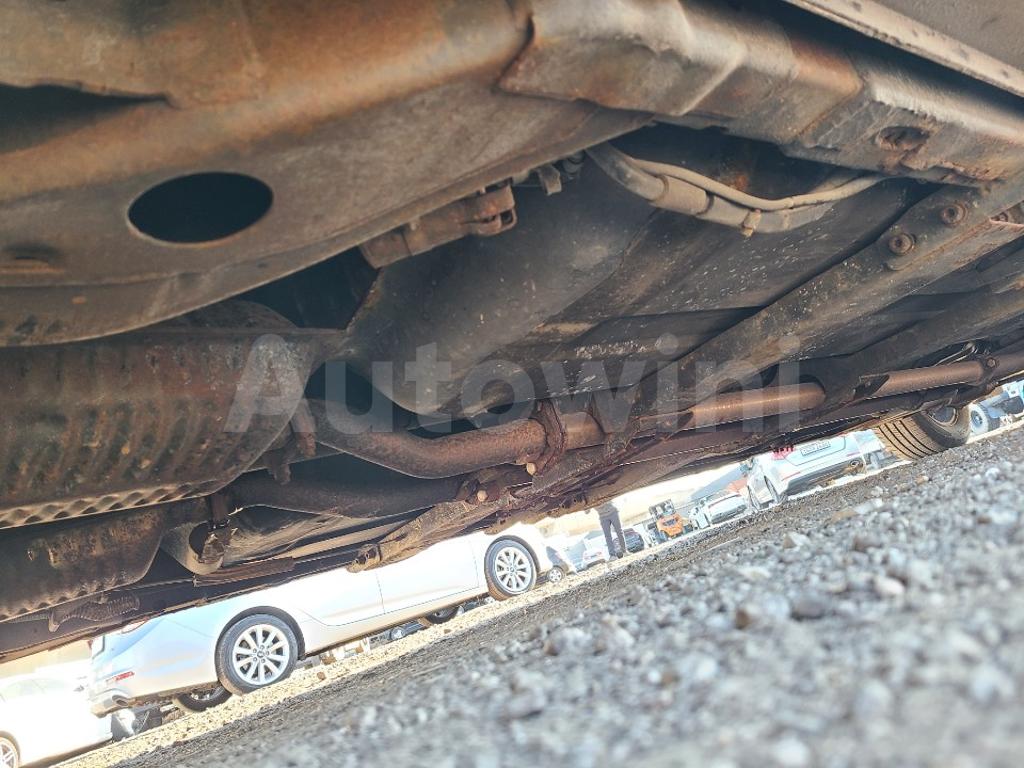 2010 LINCOLN TOWN CAR FUNERAL COACH ABS/VDC AT - 53