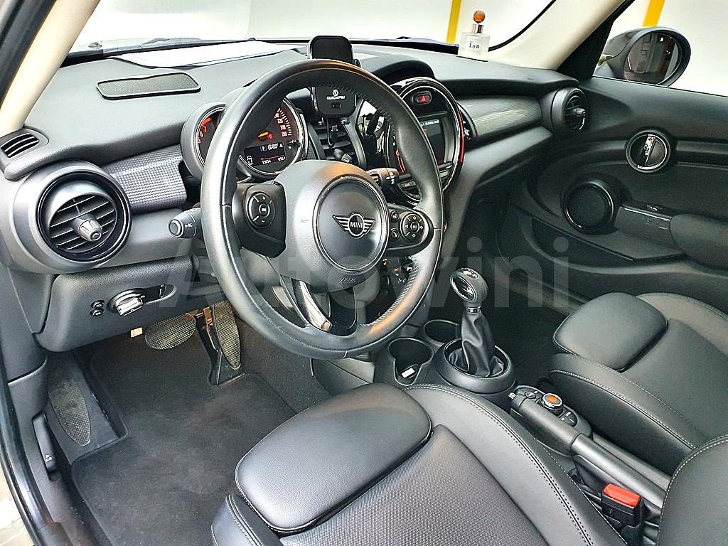 2019 MINI COOPER 1.5 COOPER 5-DOOR - 11