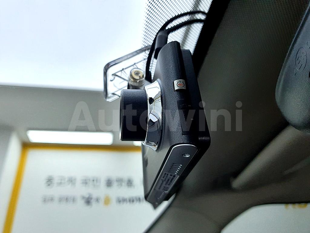 2019 MINI COOPER 1.5 COOPER 5-DOOR - 17