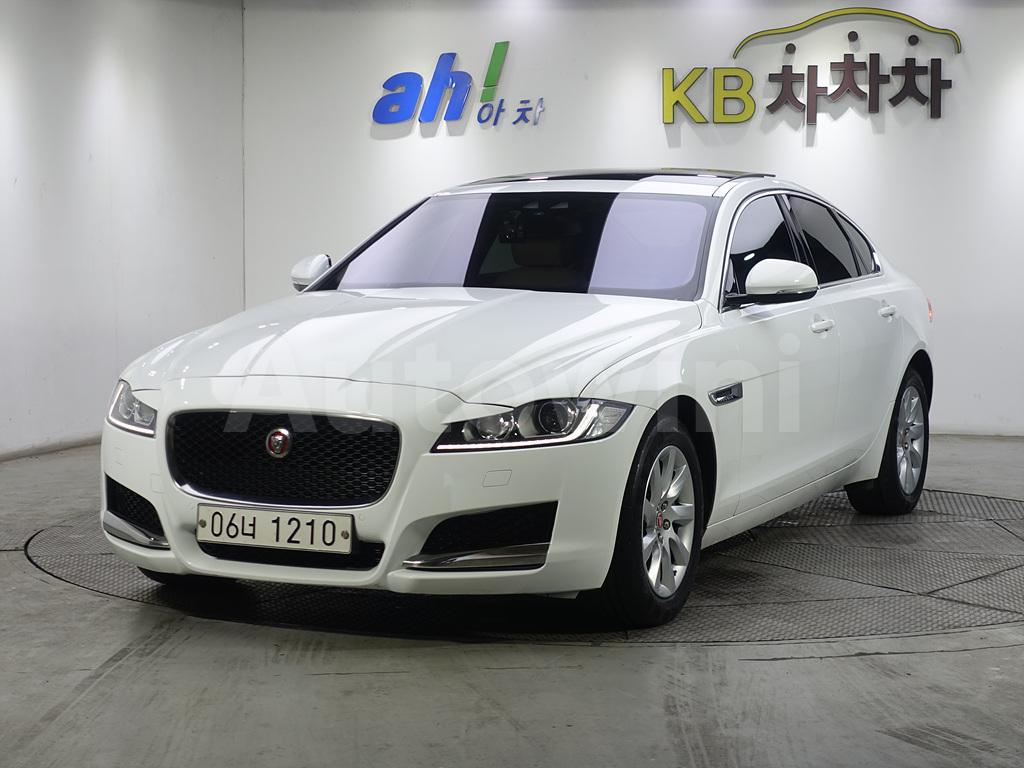 SAJBB4BN6HCY38614 2017 JAGUAR XF 2.0D PRESTIGE X260-0