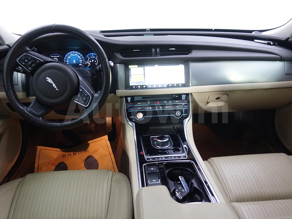 SAJBB4BN6HCY38614 2017 JAGUAR XF 2.0D PRESTIGE X260-4