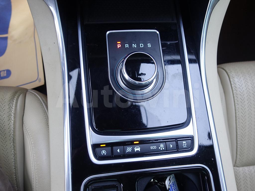 2017 JAGUAR XF 2.0D PRESTIGE X260 - 13
