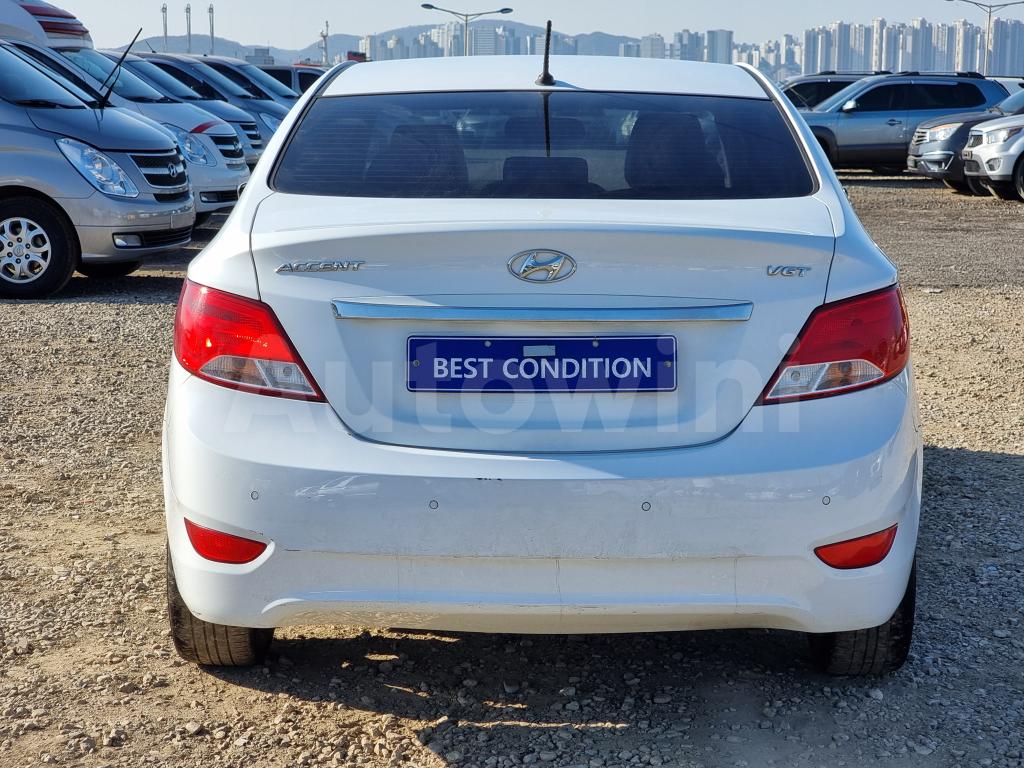 KMHCT41UGHU219251 2017 HYUNDAI ACCENT  MODERN-3