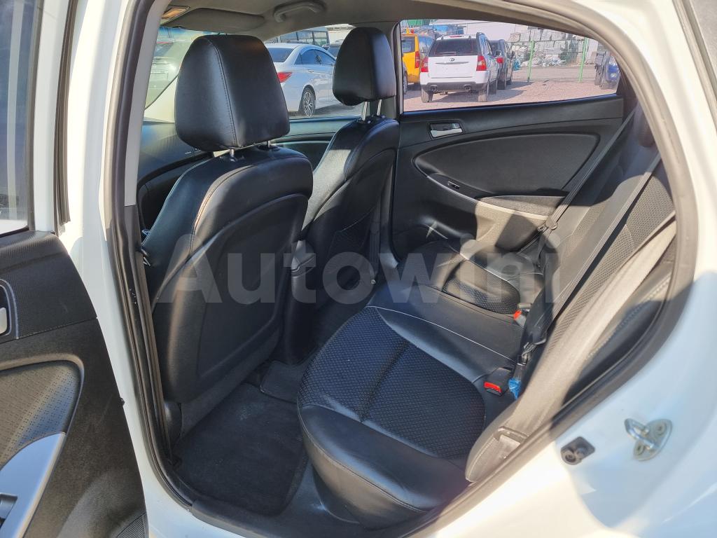 2017 HYUNDAI ACCENT  MODERN - 14