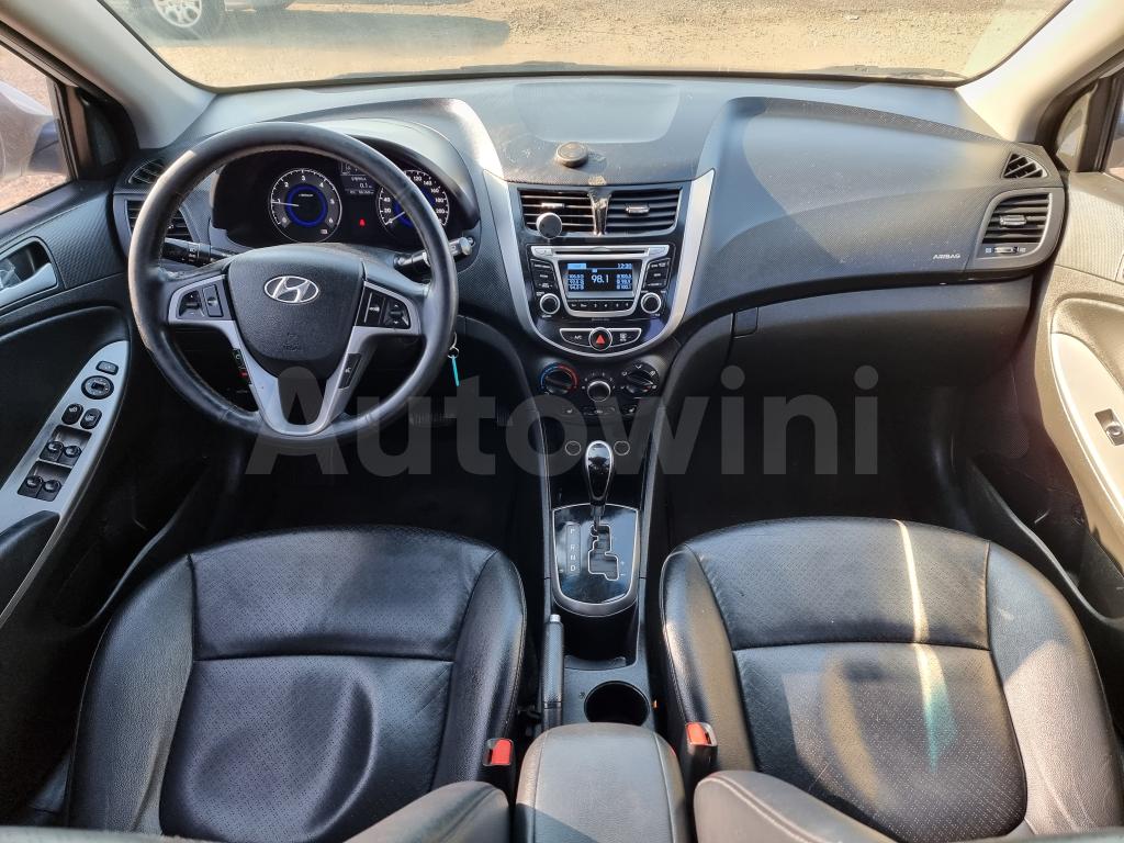 2017 HYUNDAI ACCENT  MODERN - 25