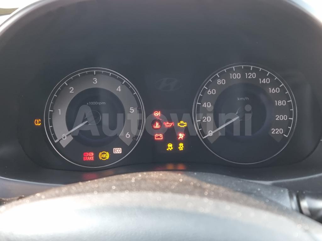2017 HYUNDAI ACCENT  MODERN - 43