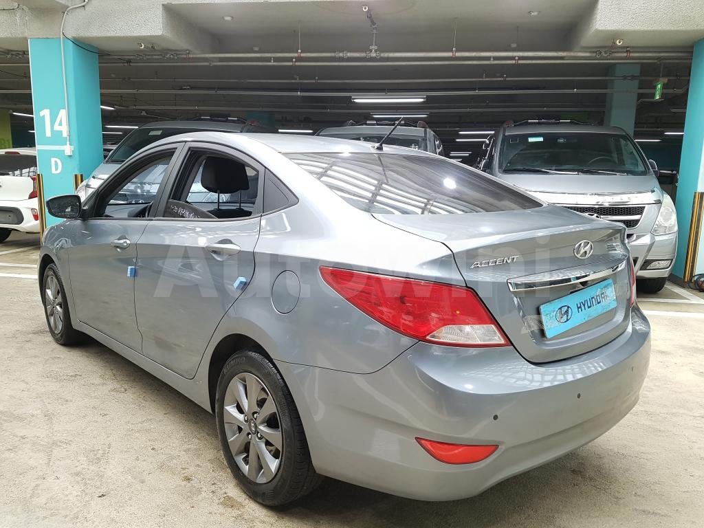 KMHCT41BEKU435747 2019 HYUNDAI ACCENT  GASOLINE(15R+ANDROID+LEATHER)-4