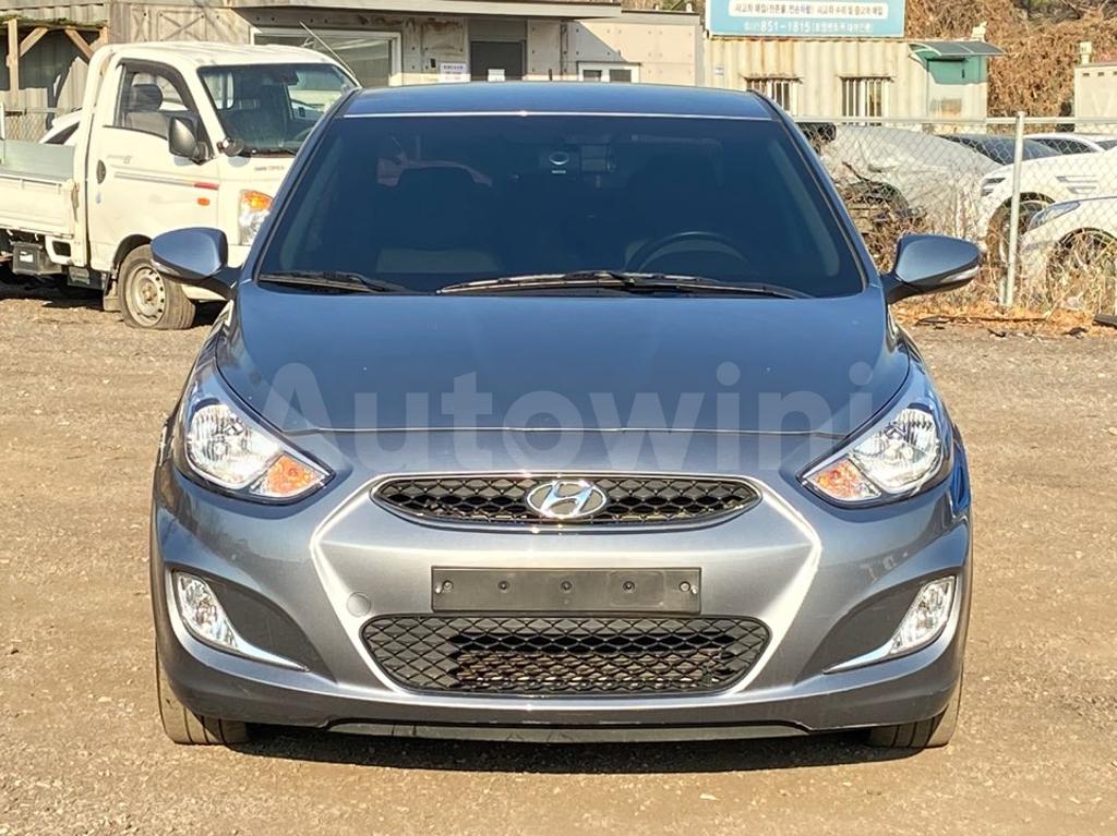 KMHCT41BEKU447974 2019 HYUNDAI ACCENT  1.4 MODERN ABS/VDC/EPS AT-1