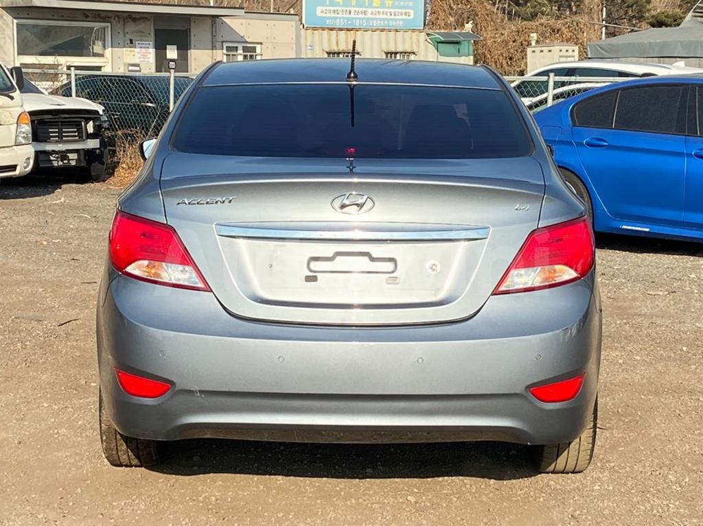 KMHCT41BEKU447974 2019 HYUNDAI ACCENT  1.4 MODERN ABS/VDC/EPS AT-3