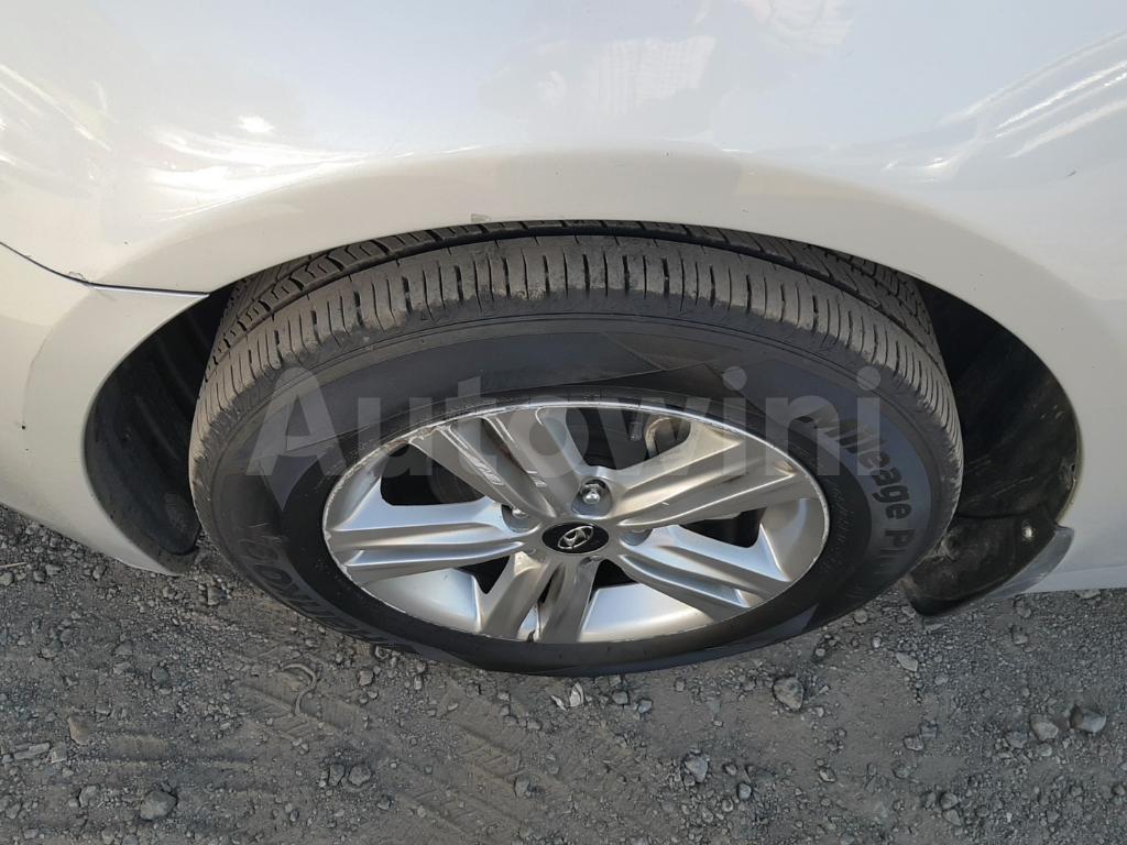 2015 HYUNDAI YF SONATA THE BRILLIANT LPG - 9