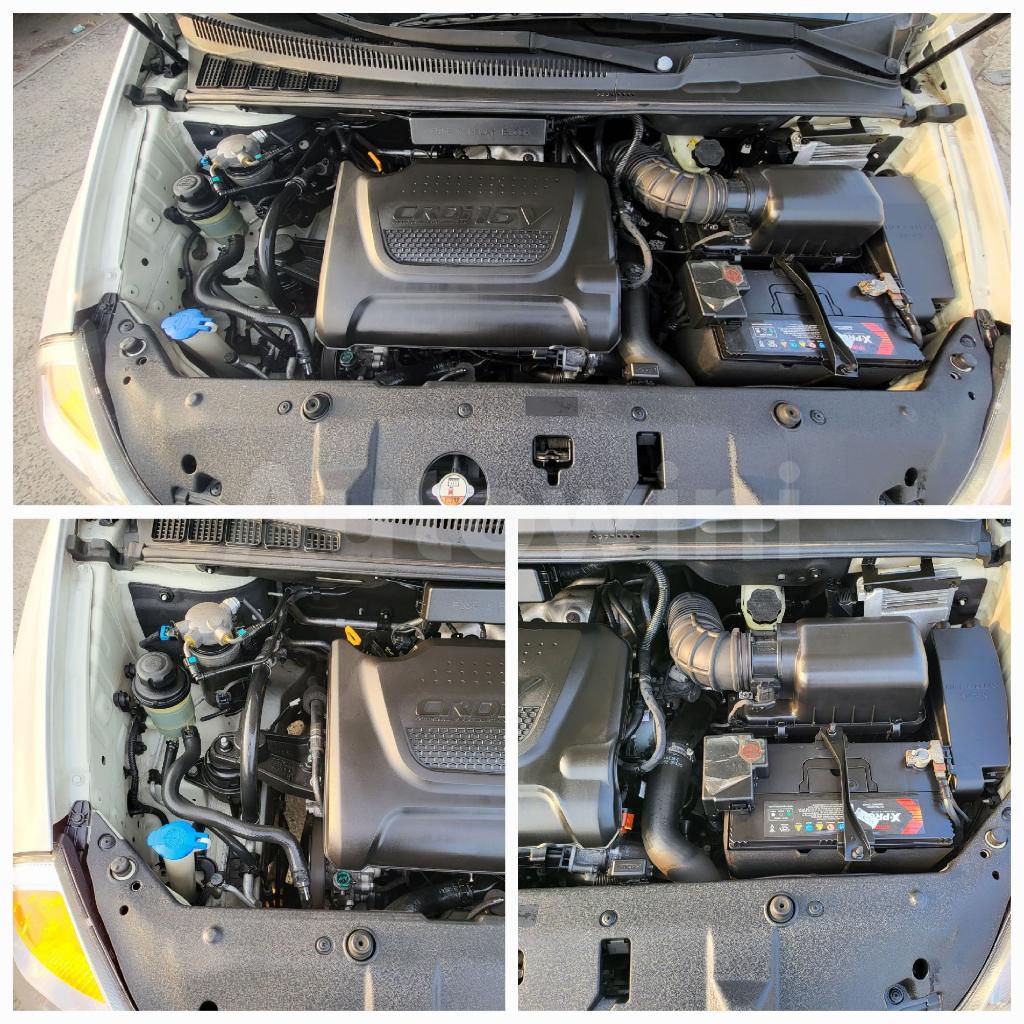 2013 KIA GRAND CARNIVAL R GX AUTO - 16