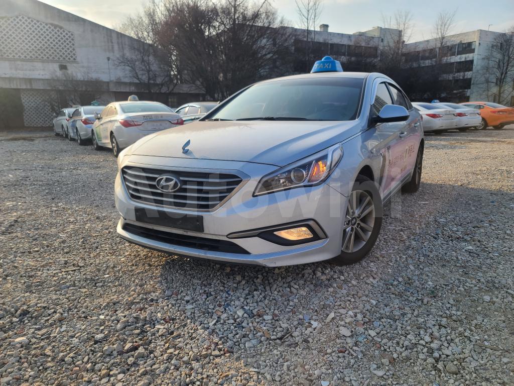 KMHE341DBJA463479 2018 HYUNDAI LF SONATA TAXI 18/18 REAL MILEAGE-0