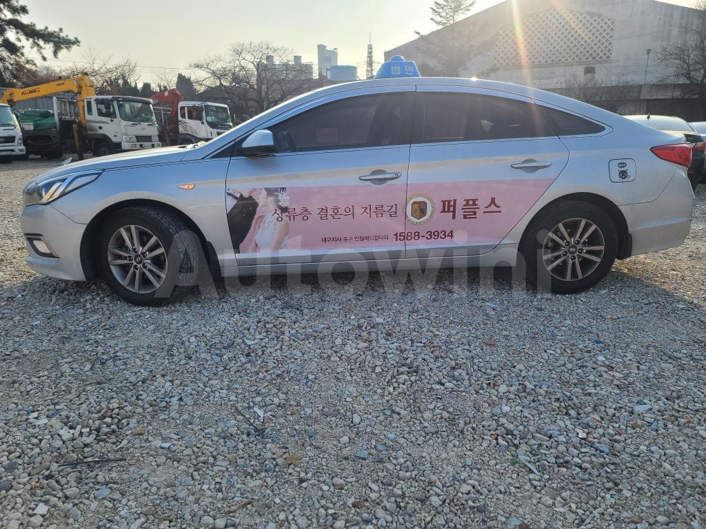 KMHE341DBJA463479 2018 HYUNDAI LF SONATA TAXI 18/18 REAL MILEAGE-1