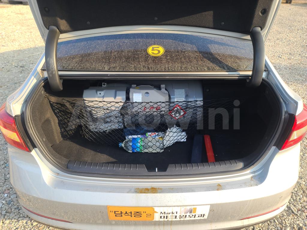 2018 HYUNDAI LF SONATA TAXI 18/18 REAL MILEAGE - 22