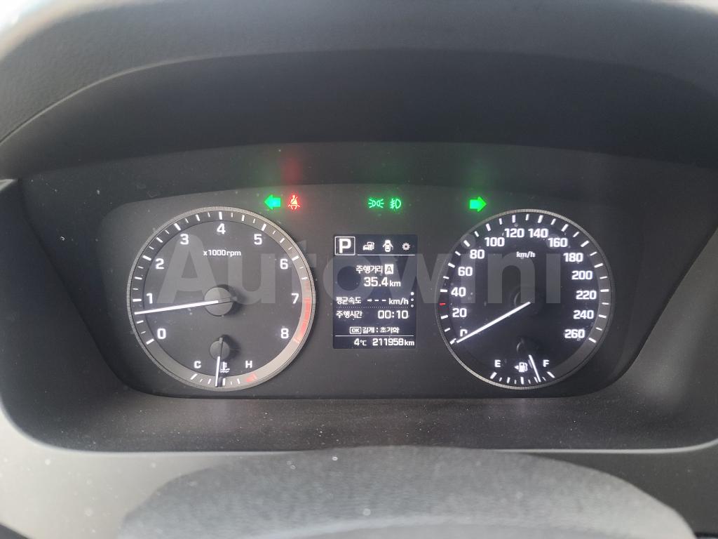 2018 HYUNDAI LF SONATA TAXI 18/18 REAL MILEAGE - 9