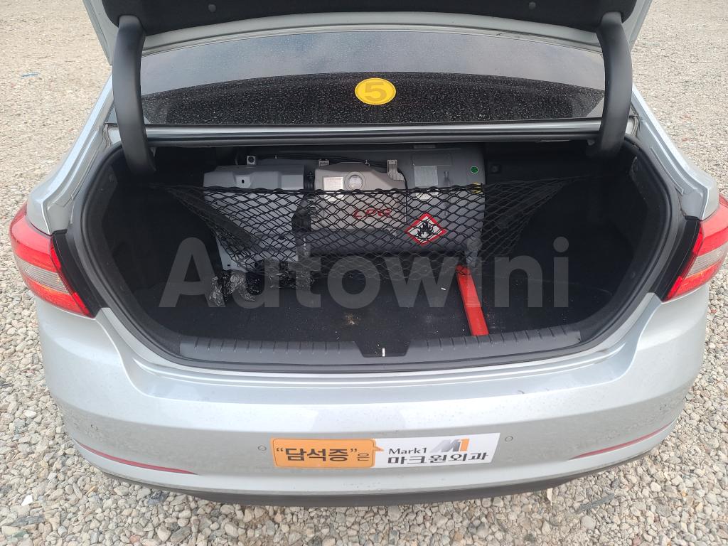 2018 HYUNDAI LF SONATA TAXI 18/18 REAL MILEAGE - 22