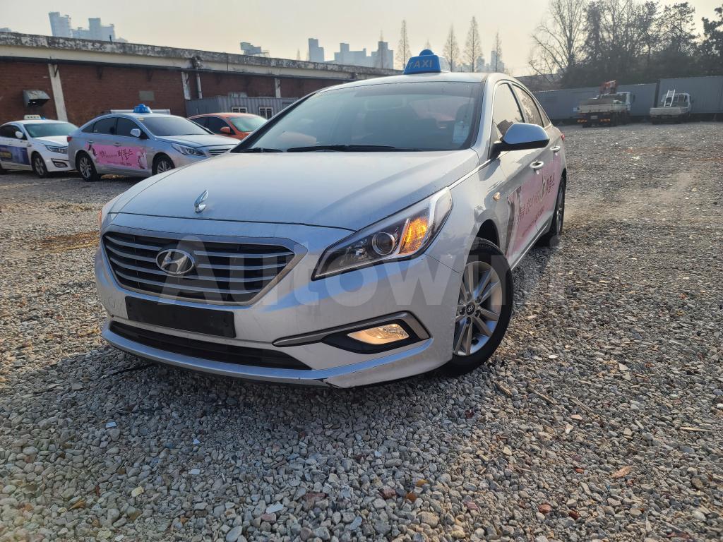 KMHE341DBJA455461 2018 HYUNDAI LF SONATA TAXI 18/18 REAL MILEAGE-0