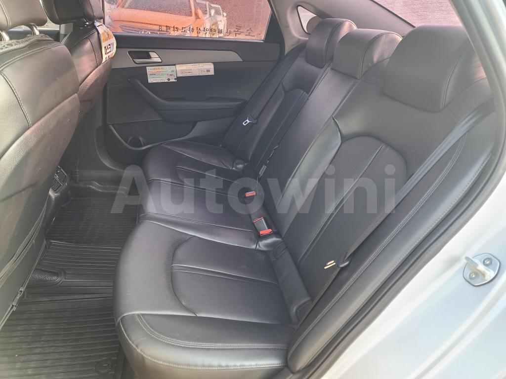 2018 HYUNDAI LF SONATA TAXI 18/18 REAL MILEAGE - 17
