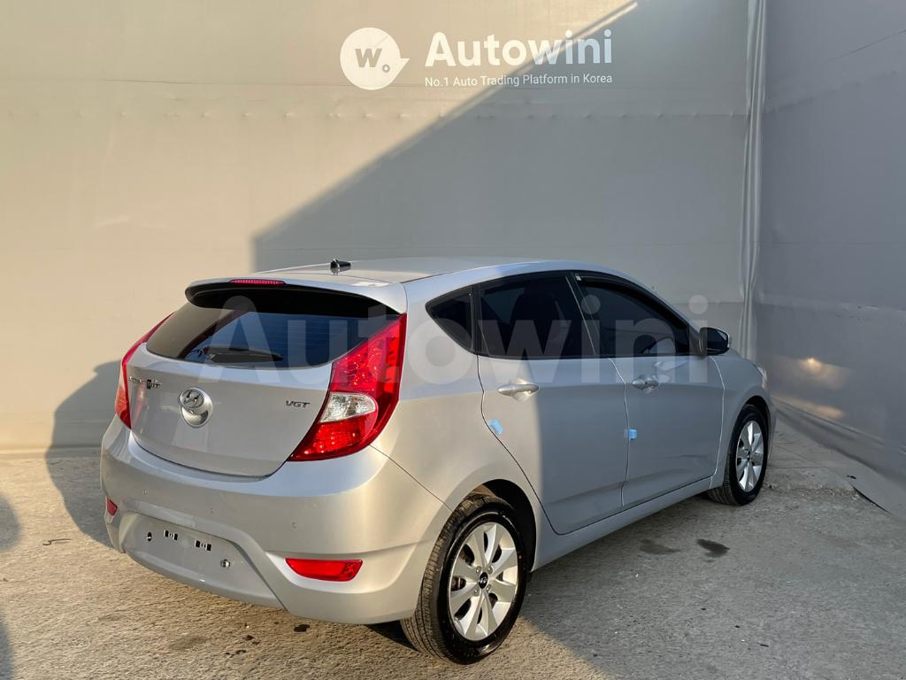 KMHCT51UGHU318331 2017 HYUNDAI ACCENT  NO ACCIDENT, S KEY, ENGLISH NA-4