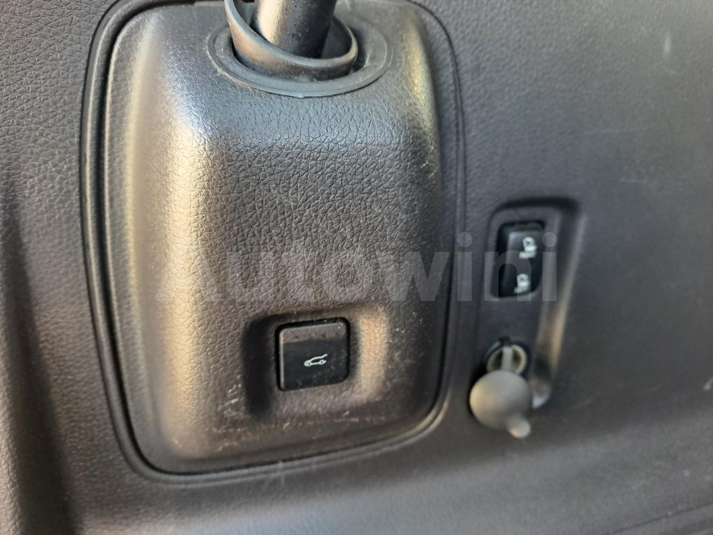2010 LINCOLN MKX MKX 4WD - 27