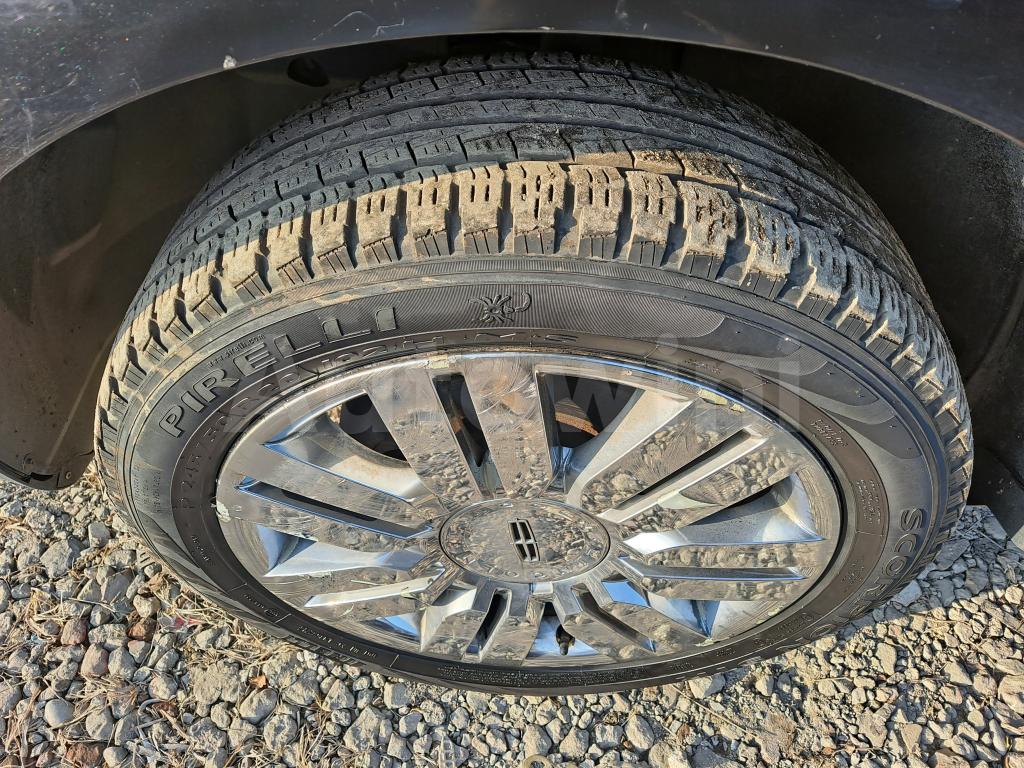 2010 LINCOLN MKX MKX 4WD - 28