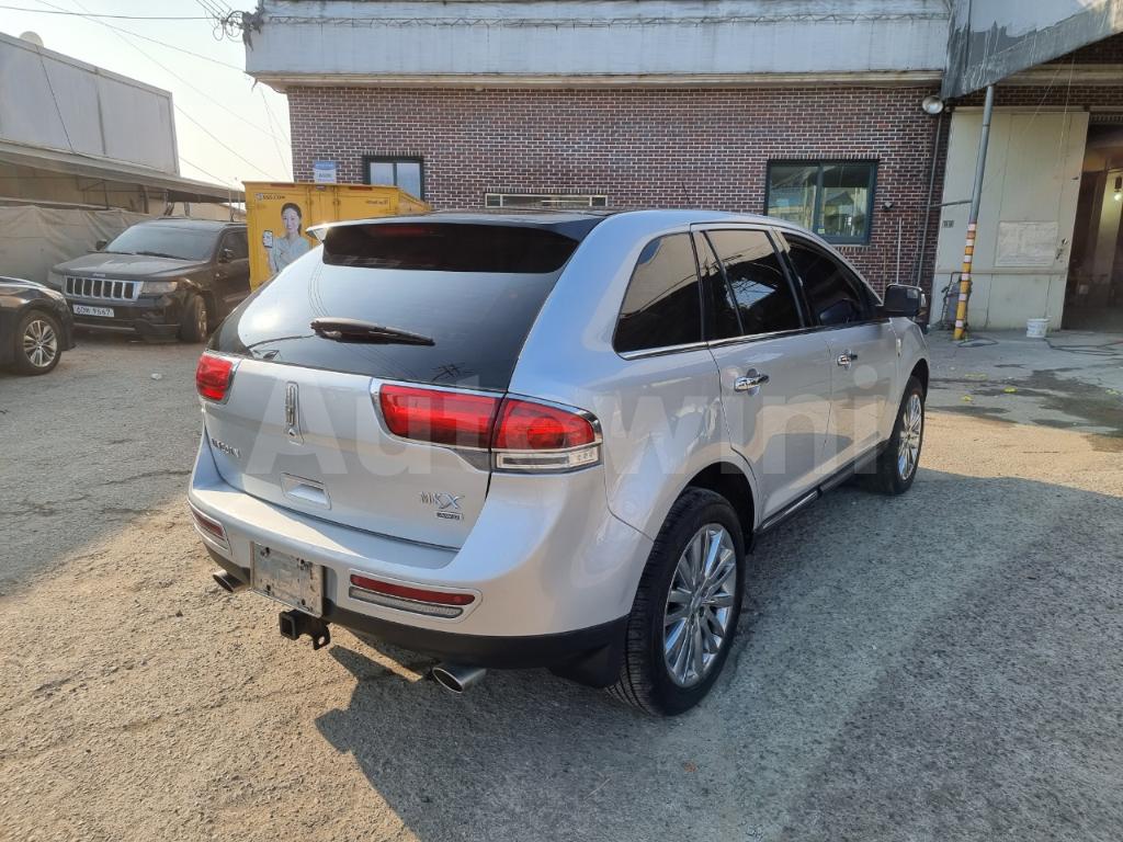 2011 LINCOLN MKX AWD - 7