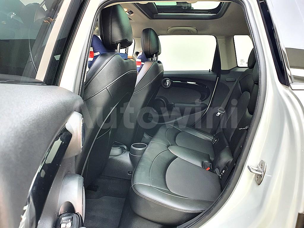 2018 MINI COOPER D 1.5 5-DOOR HIGH 3RD GEN - 9