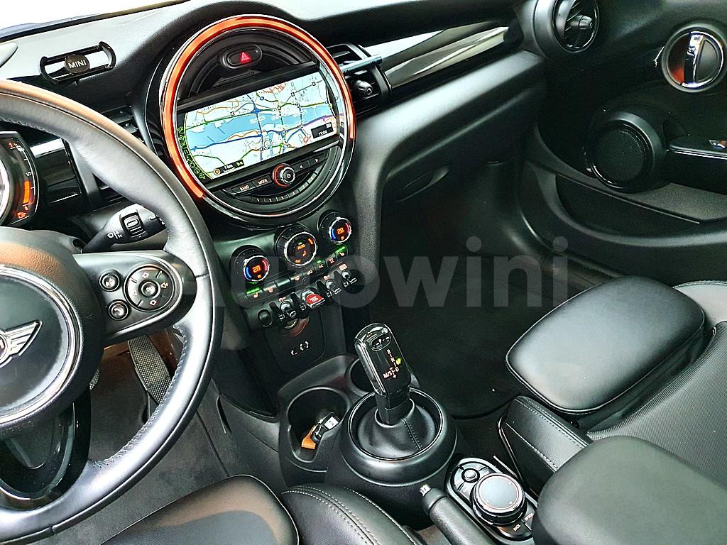 2018 MINI COOPER D 1.5 5-DOOR HIGH 3RD GEN - 10