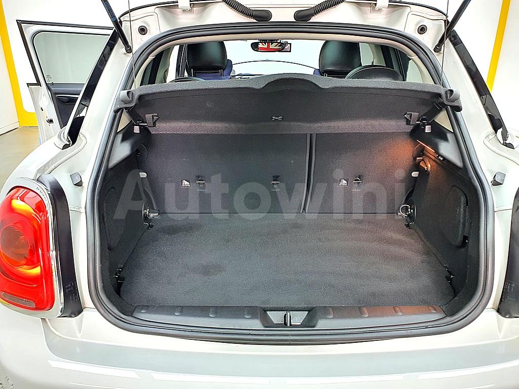 2018 MINI COOPER D 1.5 5-DOOR HIGH 3RD GEN - 17