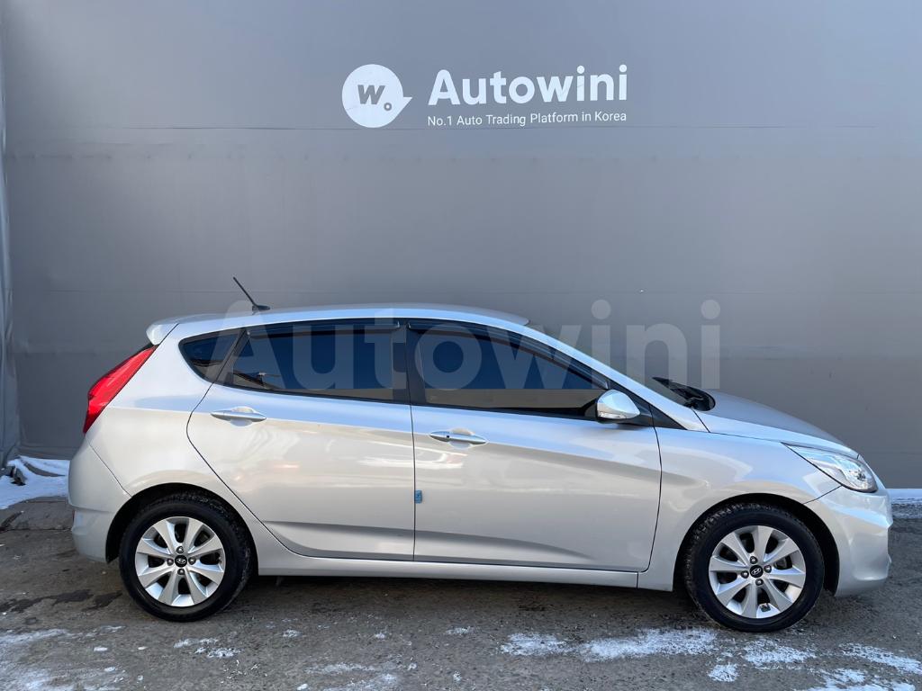 KMHCT51UGHU309284 2017 HYUNDAI ACCENT  NO ACCIDENT, S KEY, ENGLISH NA-4