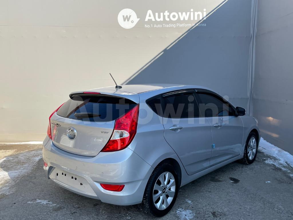 KMHCT51UGHU309284 2017 HYUNDAI ACCENT  NO ACCIDENT, S KEY, ENGLISH NA-5