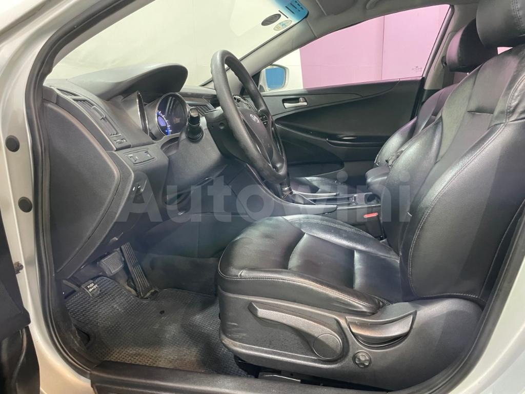 2014 HYUNDAI YF SONATA - LPG 2WD AT - 17