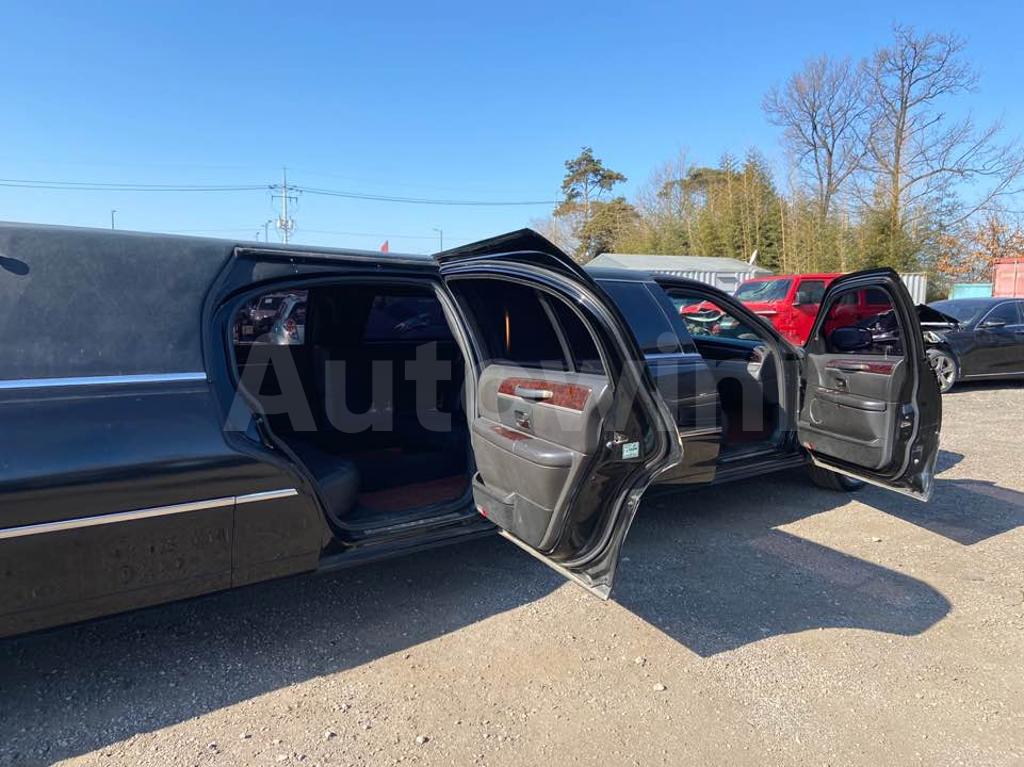 2011 LINCOLN TOWN CAR FUNERAL TOWN CAR ABS 7SEATS AT - 42