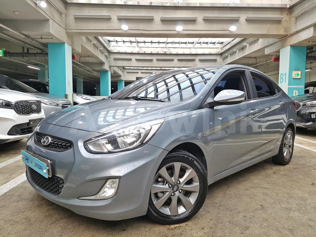 KMHCT41BEKU456346 2019 HYUNDAI ACCENT  G(15R+SMART KEY+GPS+LEATHER)-0