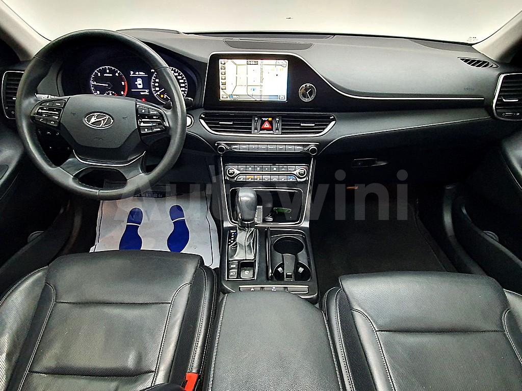 KMHF141RBHA013399 2017 HYUNDAI GRANDEUR IG AZERA 2.2 DIESEL PREMIUM-4