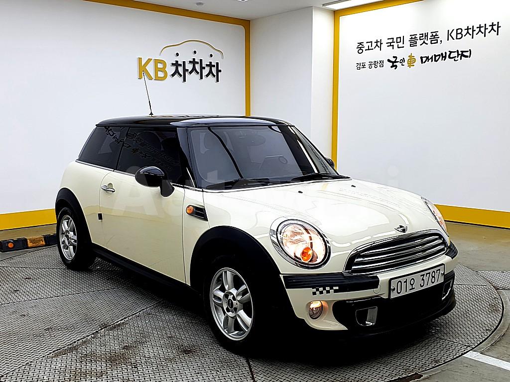 WMWSU3103BT017418 2011 MINI COOPER 1.6 3-DOOR BASIC TYPE-1