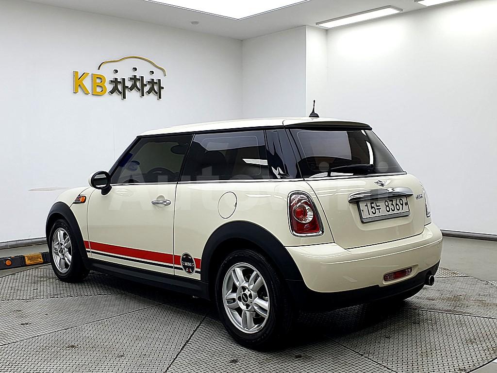 WMWSU3107BT200420 2011 MINI COOPER 1.6 SE-3