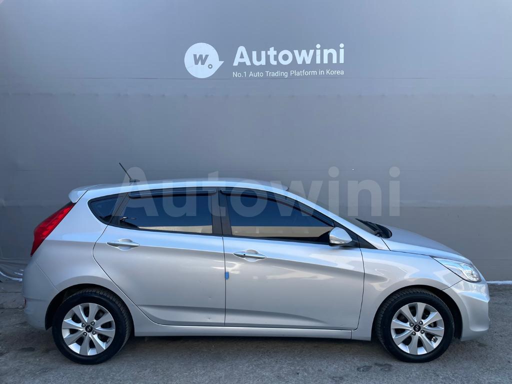 KMHCT51UGHU314858 2017 HYUNDAI ACCENT  NO ACCIDENT, S KEY, ENGLISH NA-4
