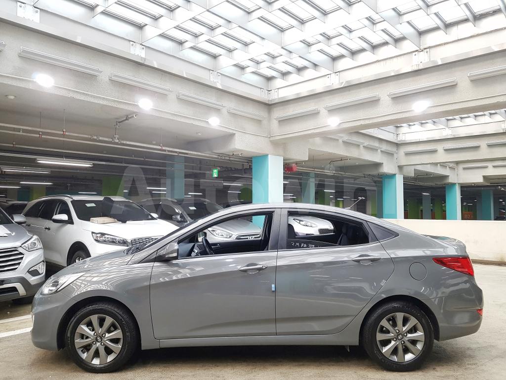 2019 HYUNDAI ACCENT  G-15R+LED+LEATHER+ANDROID) - 8