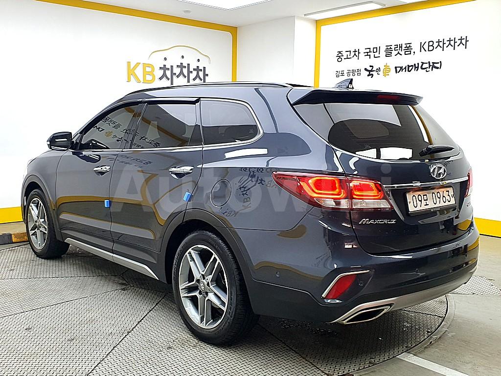 KMHSR81XBHU188213 2017 HYUNDAI  MAXCRUZ E-VGT R2.2 PRESTIGE-3